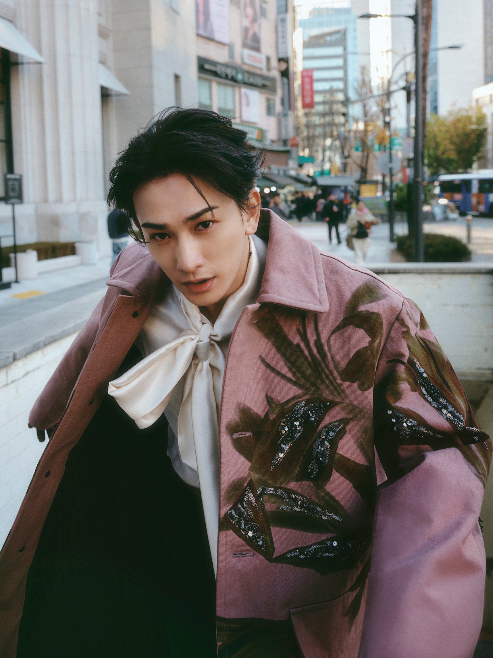 本/写真集 | GENIC｜ジェニック