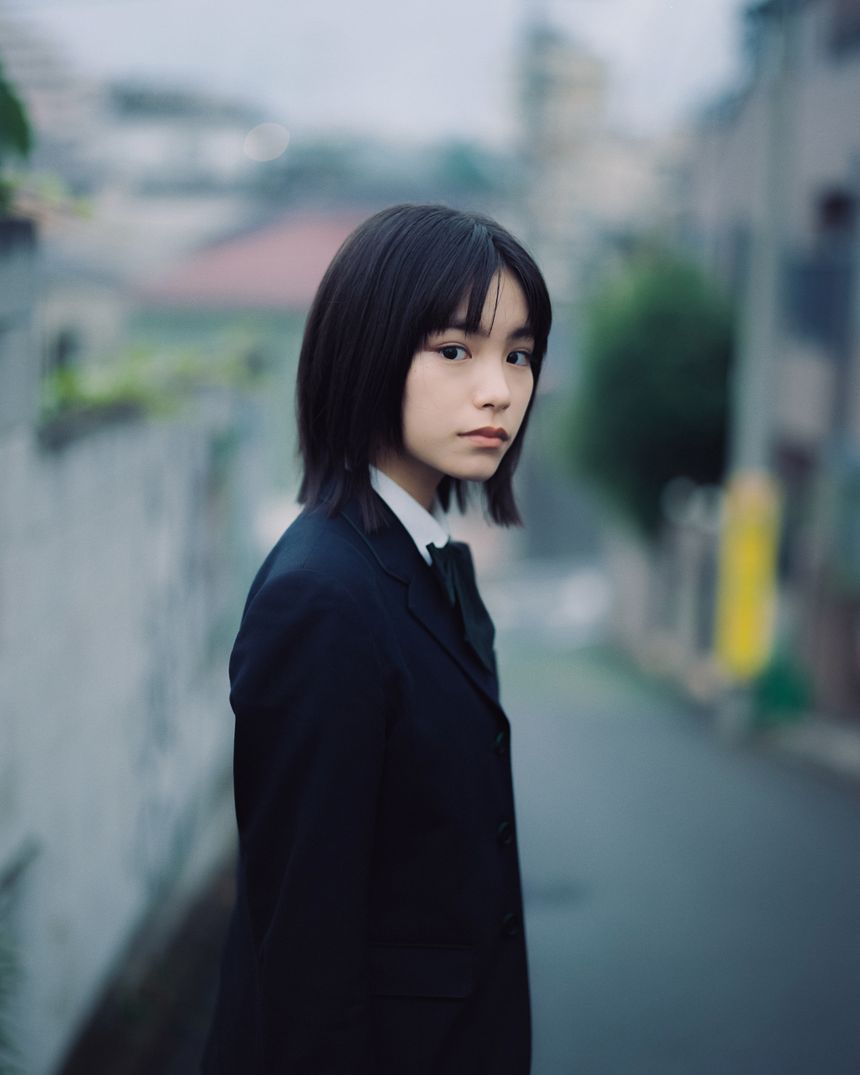 濱田英明 写真展「終点のあの子」が東京 恵比寿で開催。まばゆい学生生活の中に見え隠れする嫉妬や劣等感、移りゆく感情を捉えた