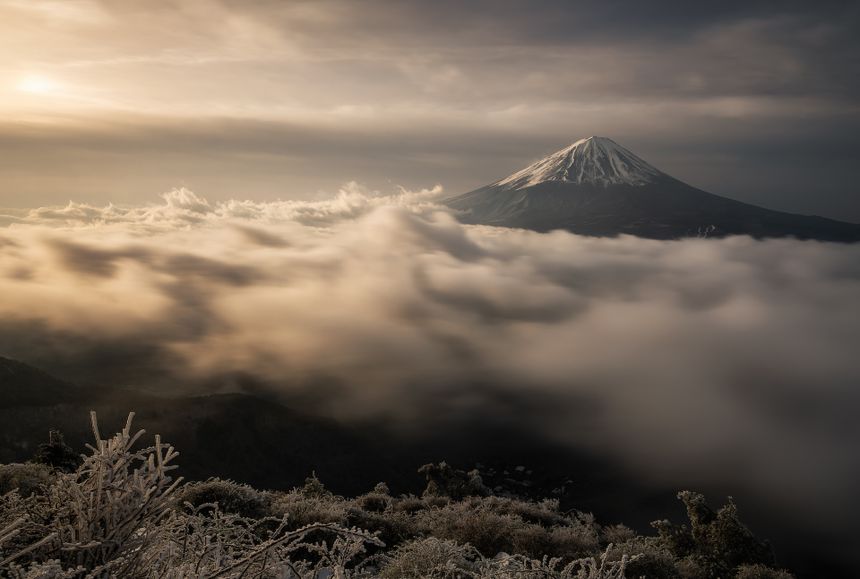 長時間露光、三層構成の構図、逆光とハイコントラスト Hiroki Furukawa ｜ 連載 これが私の“最旬好き”表現 写真を愛する15名のクリエイターが今ハマっていること
