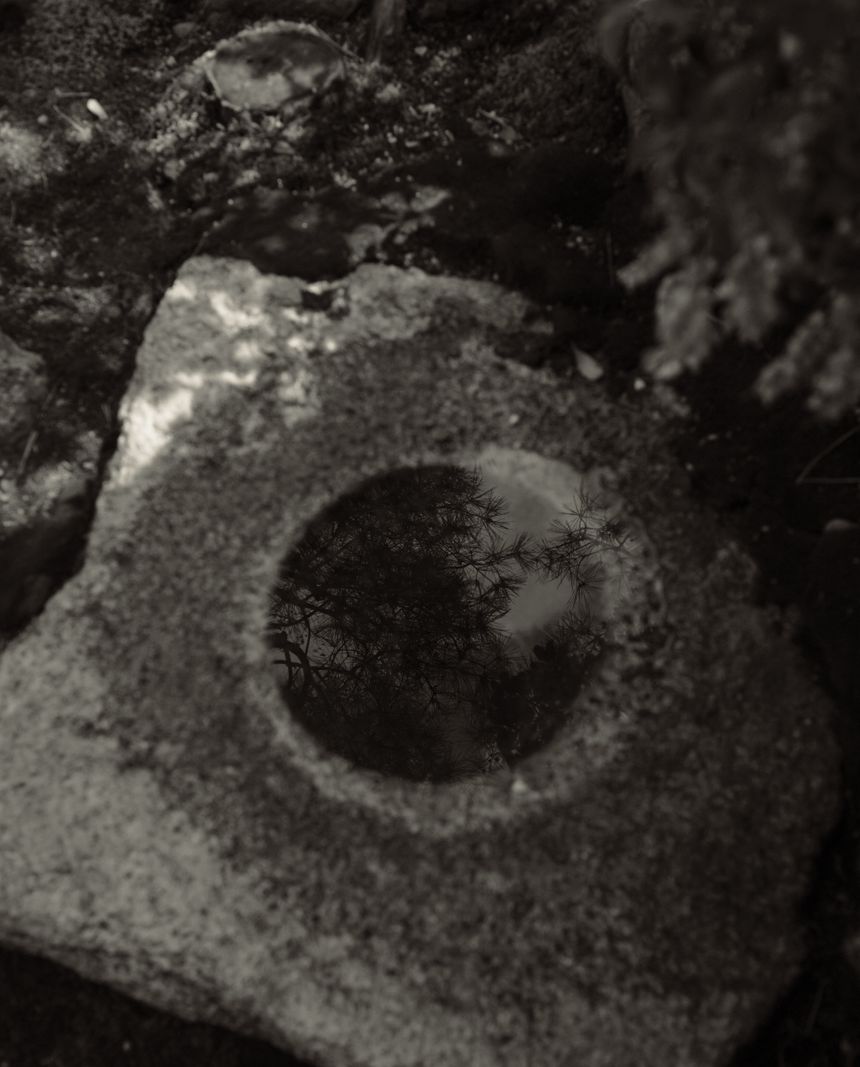 嶌村吉祥丸の写真展「妙  を観る」が、京都で開催。東洋における、哲理と美意識に根差した言葉「妙」という概念について思考し、日本国内で撮影された作品を展示