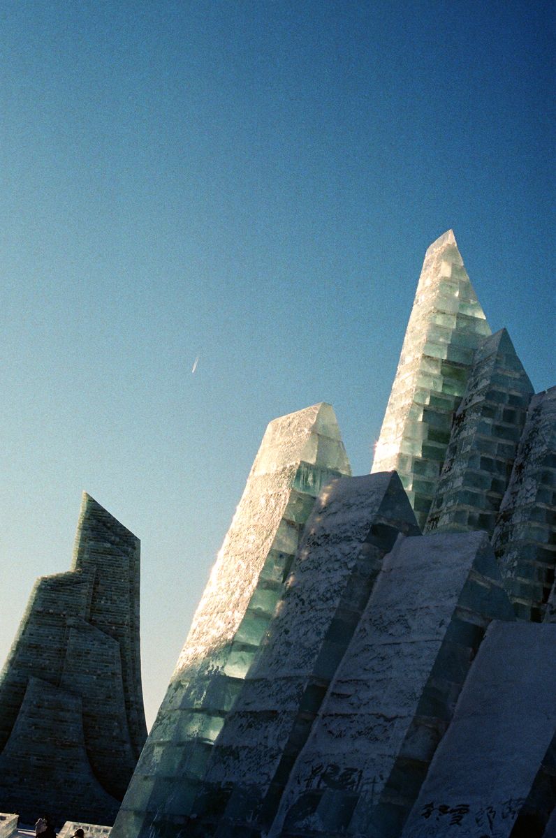 坂本陽 写真展「Harbin」が新宿のTOTEM POLE PHOTO GALLERYで開催。まだ少しだけ遠いように感じるハルビンが、これ以上遠くならないようにと願って