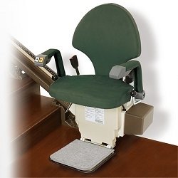 転倒 転落防止に いす式階段昇降機が注目 ケアニュース By シルバー産業新聞 介護保険やシルバー市場の動向 展望など幅広い情報の専門新聞