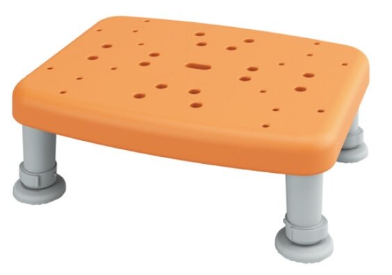 浴槽台ソフト［ユクリアAir］」 25%軽量化、 防汚加工で手入れ楽に