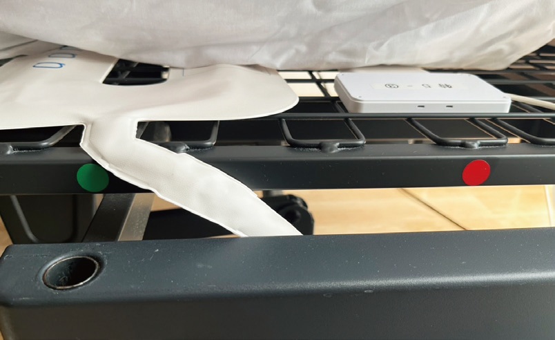 入居者の身長に合わせた適切な設置場所に印をつけている