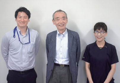 左より半澤主任、笠木課長、 津野師長