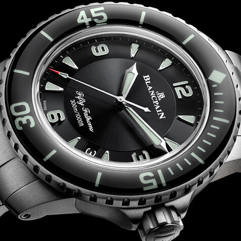 「フィフティ ファゾムス オートマティック」がチタン製ブレスレットで登場|BLANCPAIN