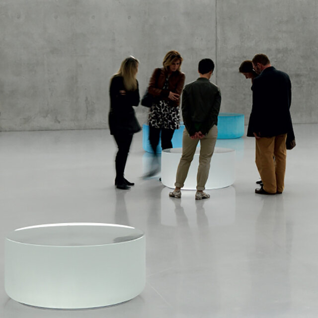 日本初、アメリカ現代芸術を代表するアーティスト ロニ・ホーンの美術館個展「自然と孤独」｜ART