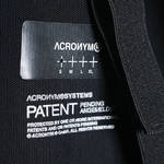 デザインと機能の服 ACRONYM(アクロニウム)