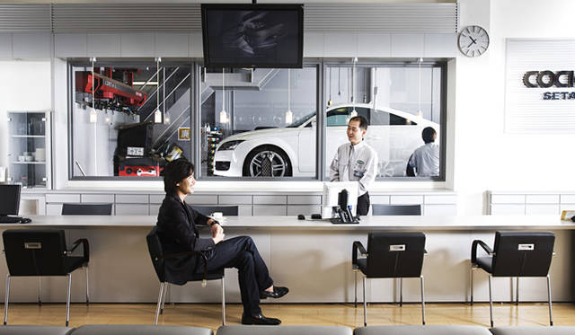COCKPIT×GQ JAPAN|敏腕コンシェルジュとつくるワンランク上のクルマ。