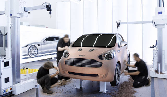 ASTON MARTIN Cygnet|アストン・マーティン シグネット アストンとトヨタのコラボレーション