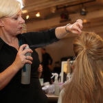 AVEDA|ソフィー・テアレ2010年秋冬コレクションの「カントリーガール・ミーツ・プリンセス」