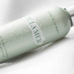 DE LA MER│ドゥ・ラ・メール初の、美白とエイジングケアをかなえる化粧液