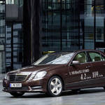 Eクラスにハイブリッド化の波|Mercedes Benz