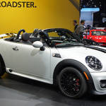 MINIロードスターがデビュー|MINI