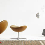 FRITZ HANSEN|アルネ・ヤコブセンの名作「エッグチェア」キャンペーン