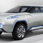日産、燃料電池車の四輪駆動SUV「テラ」を出展|NISSAN
