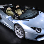 ついに登場、オープントップのアヴェンタドール|Lamborghini