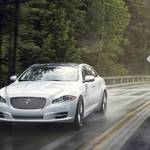 ジャガー新時代を切りひらくダウンサイジングエンジンに乗る|Jaguar