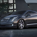 キャデラック初のプラグインハイブリッドモデル|Cadillac