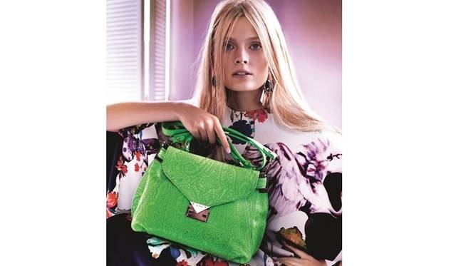 ETRO|エネルギッシュなネオンカラーが印象的な新作バッグが誕生