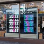 shu uemura|渋谷駅ハチ公口に新名所「シュウ ラッシュ」が誕生