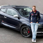 メガーヌRSにレッドブルレーシングバージョンが登場!|Renault