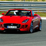 英国車のいま 第1回 ジャガーは立ち止まらない!|Jaguar