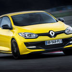 マイナーチェンジ版メガーヌ発表|Renault