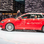 アウディ A3 Sportback e-tronの市販モデルを発表|Audi