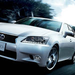 4気筒+モーターのハイブリッドモデル「GS300h」誕生|Lexus