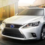 スピンドルグリルを得たCT200hを中国で公開|Lexus
