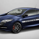フランス高速道路警備隊をモデルにした限定車|Renault