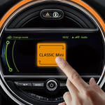 新型MINIに新旧リバーシブル仕様|MINI