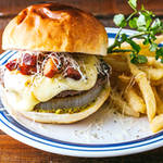 EAT│バーガーとビールとのマリアージュを楽しむフェア開催!