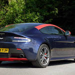 アストン V8 ヴァンテージ N430を英国で試乗する|Aston Martin