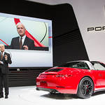 ポルシェ、タルガ50周年記念モデル「911 タルガ4 GTS」と「カイエン ターボS」 を発表|Porsche