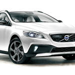 最新エンジンを搭載したボルボV40クロスカントリー限定車|Volvo