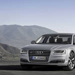 アウディ「A8」の安全装備を充実|Audi