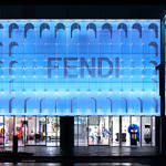 フェンディ、巨大ポップアップストアが銀座にオープン|FENDI