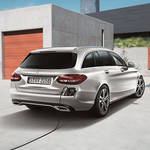 Cクラスのプラグインハイブリッドモデルが日本上陸|Mercedes-Benz