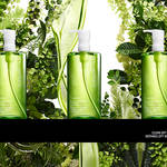 進化を遂げたシュウ ウエムラのクレンジング オイル「A/O」|shu uemura