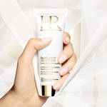 ヘレナ ルビンスタインからハンド ネック&デコルテ クリーム誕生|HELENA RUBINSTEIN