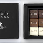 バーニーズ ニューヨークのために開発した限定チョコレート|BARNEYS NEW YORK