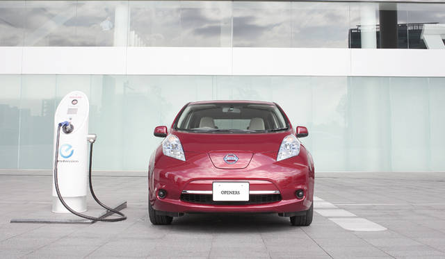 Nissan Leaf 日産 リーフ 第１回 ギャラリー Web Magazine Openers ウェブマガジン オウプナーズ