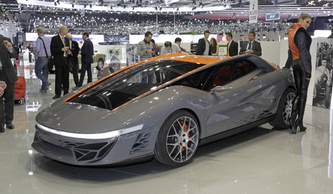ヌッチオベルトーネ nuccio bertone 35パイ 美品 ベルトーネ100周年記念モデル「ヌッチオ」｜Bertone ギャラリー