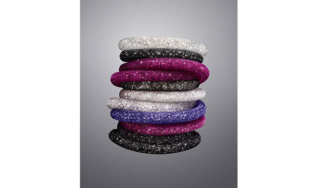 隕石由来の天然ガラス❣️チンターマニストーン8.5-9mm 苺ブレスレット