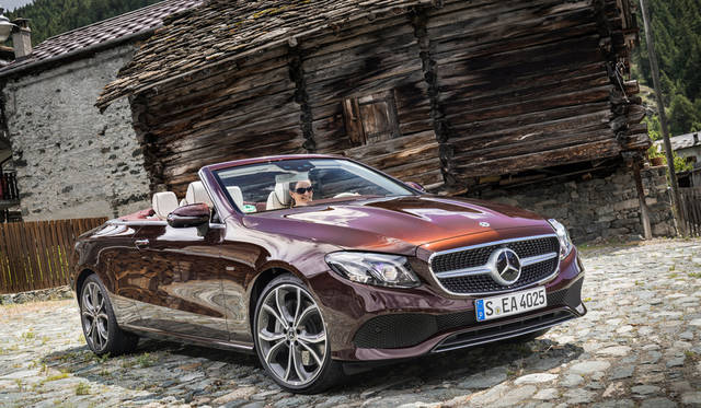 eクラス メルセデス ベンツ のモデル グレード別カタログ情報 中古車の情報なら グーネット中古車