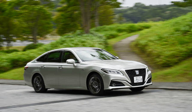 フルモデルチェンジした15代目クラウンに試乗｜Toyota - Web