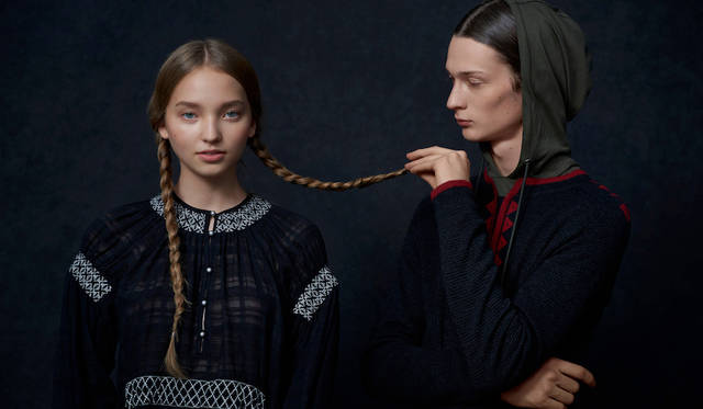 DIESEL BLACK GOLD 2018-19AW “URBAN MEETS ETHNIC TRIBAL STYLES”｜DIESEL BLACK GOLD ギャラリー(2)