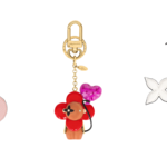 バレンタインデーギフトにぴったりなピンクカラーのバッグチャームを発売|Louis Vuitton